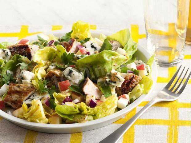 Pork salad with turnips and apples