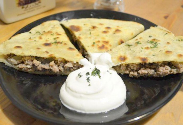Meat Quesadilla with garlic and chili