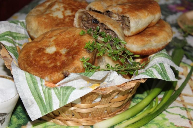 Fried pies with eggplant meat and mushrooms