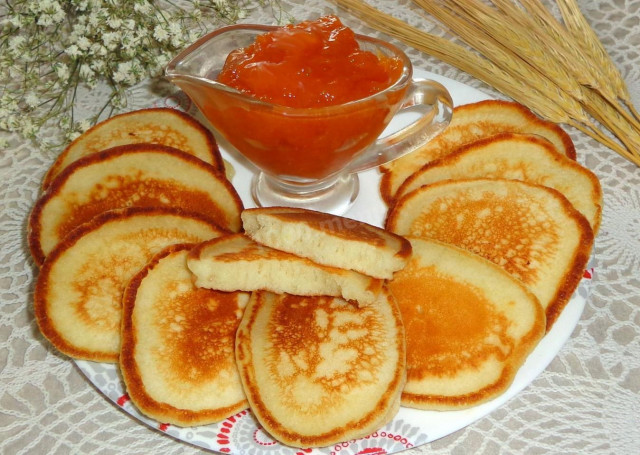 Pancakes with baking powder and milk powder