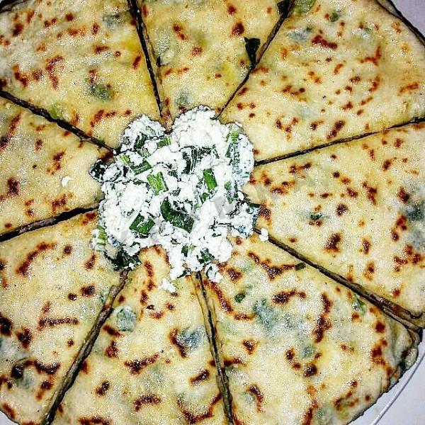 Chepalgash on kefir with cottage cheese and green onions