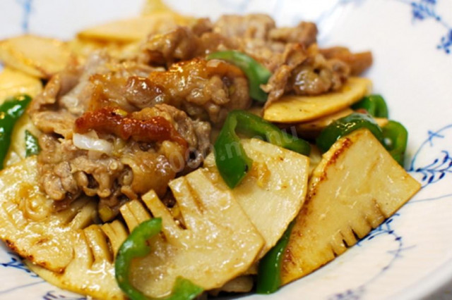 Bamboo shoots with pork
