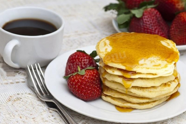 Pancakes on kefir without eggs