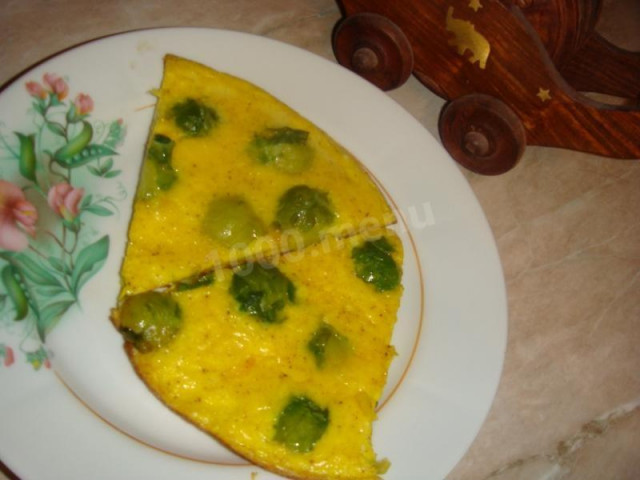 Cheese omelet with Brussels sprouts