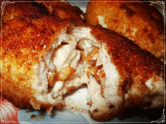 Envelopes of chicken with honeydew