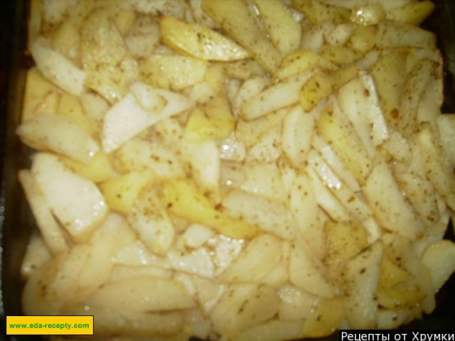 Potatoes with meat in the oven