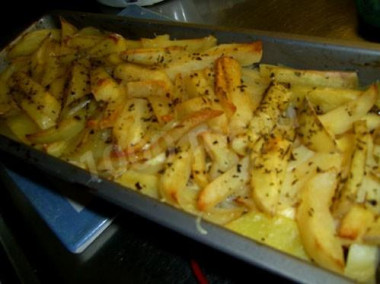 Potatoes with meat in the oven