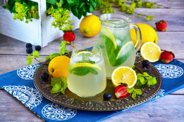 Lemonade drink made of lemons and mint