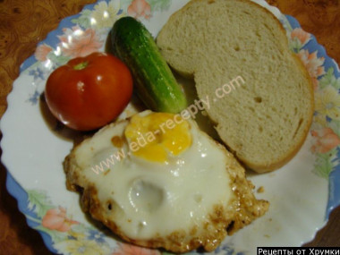 Beef steak with egg