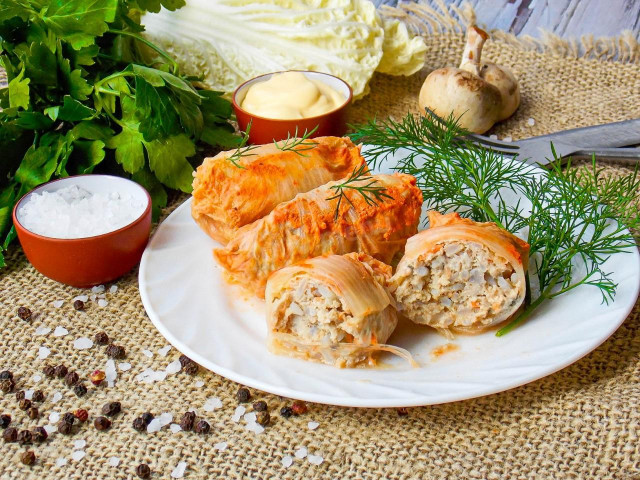 Cabbage rolls from Beijing cabbage with minced meat and rice