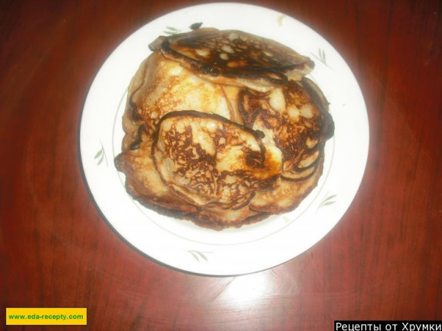 Apple pancakes on kefir