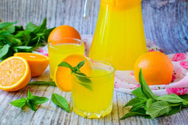 Lemonade made from oranges home