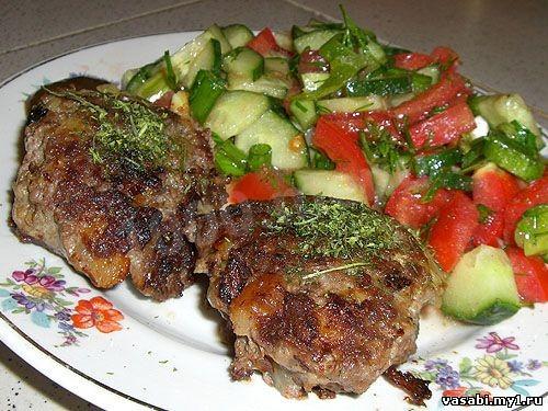 Chattbullar (meat cutlets)