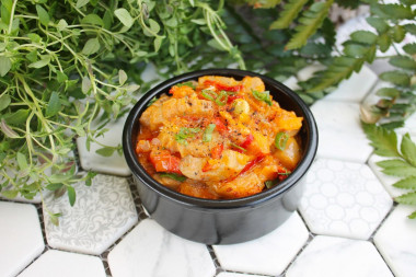 Oyster mushrooms stewed with vegetables