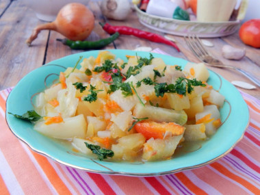 Stewed turnips with vegetables