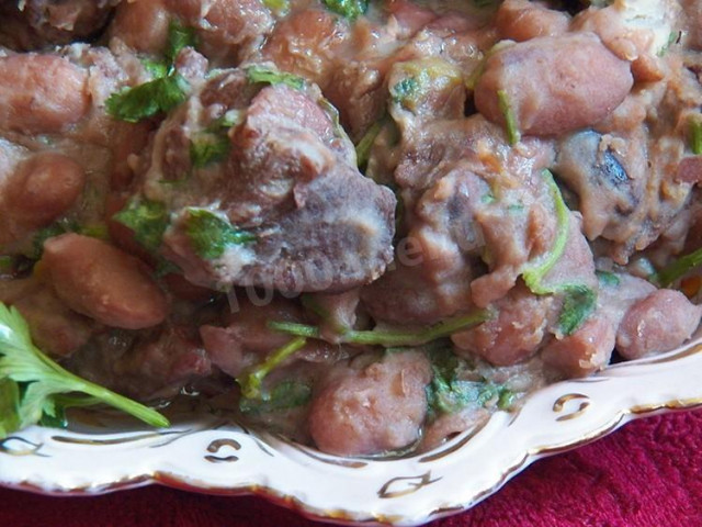 stewed lamb with beans