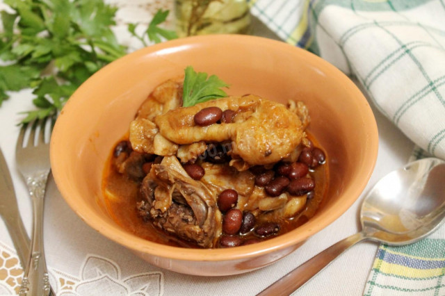 Red beans with chicken
