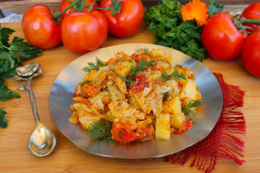 Meat-free vegetable stew with potatoes and cabbage