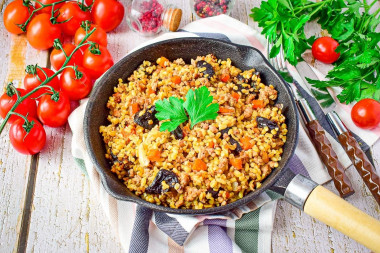 Bulgur with minced meat