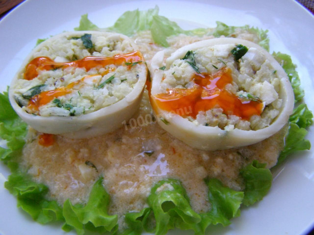 Stuffed squid with rice and egg