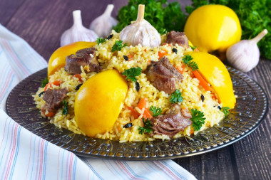 Pilaf with quince and meat in Uzbek style