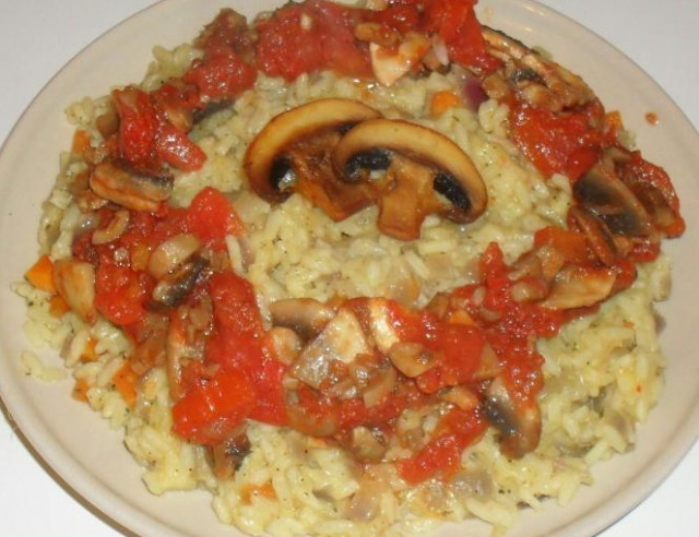Risotto with mushrooms and cheese