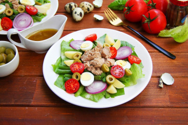 Classic Nicoise salad with tuna and anchovies
