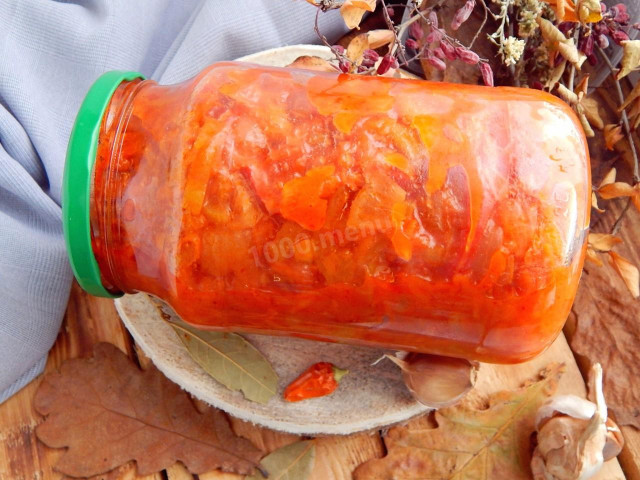 Lecho with tomato juice for winter