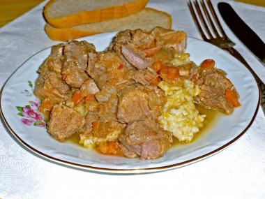 Rabbit fillet stew in a duck house