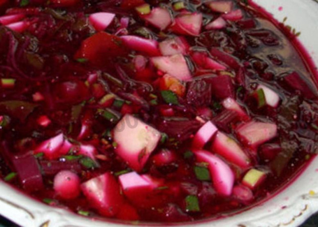Cold borscht with sausage