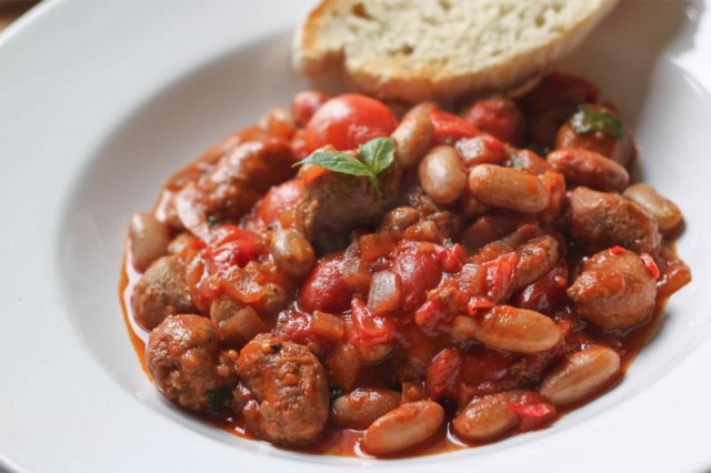 Vats with beans in a slow cooker
