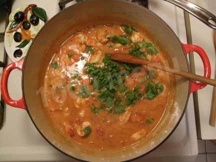 Shrimp with curry sauce