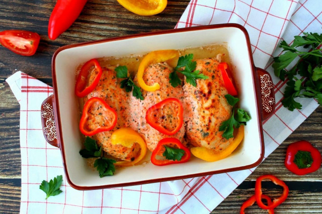 Juicy chicken breasts in the oven