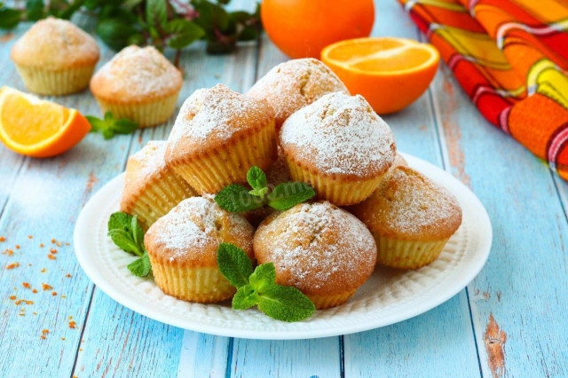 Orange cupcakes in the oven