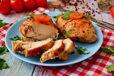 Chicken breasts in foil baked in the oven