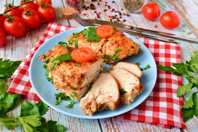 Chicken breasts in foil baked in the oven