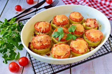 Zucchini in the oven with minced meat and tomatoes