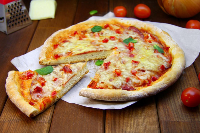Kefir pizza without yeast in the oven
