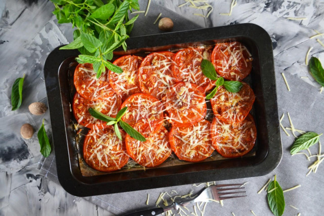 Tomatoes with cheese in the oven