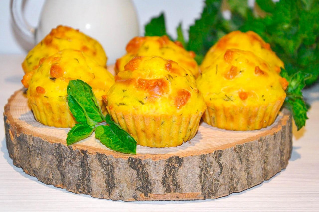 Muffins with cheese