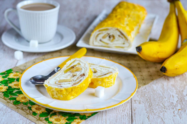 Lavash with cottage cheese and banana in the oven