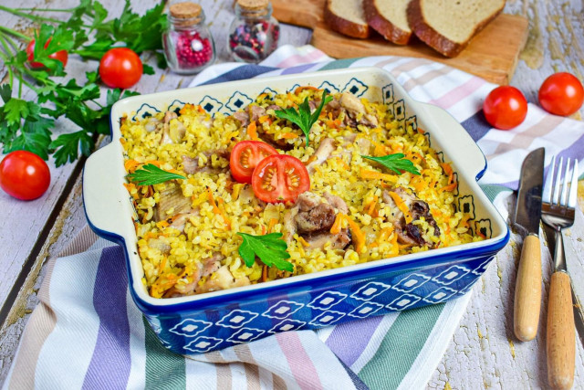 Bulgur with chicken in the oven