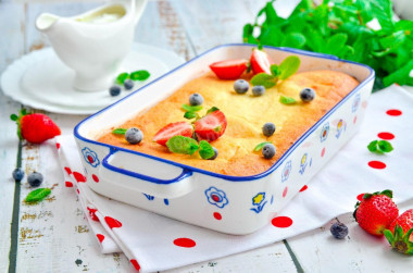 Cottage cheese casserole in the oven for a child