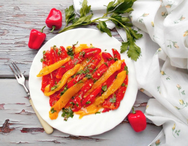 Baked bell pepper in the oven