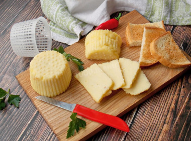 Homemade cheese made from cottage cheese and milk