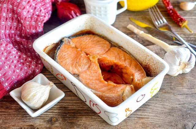 Salmon in the oven is juicy and soft