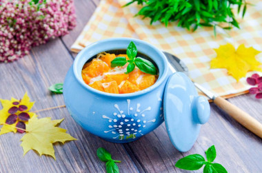 Pumpkin in a pot in the oven