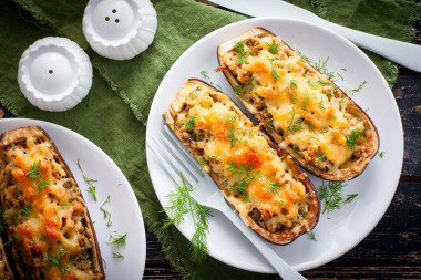 Stuffed eggplant baked in the oven with minced meat