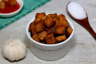 Crackers with spices in the oven