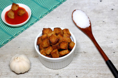 Crackers with spices in the oven